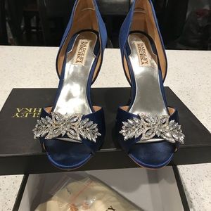 Badgley mischka Nikki Navy satin heel
